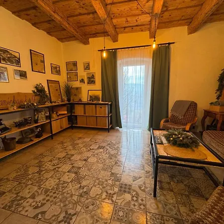 Banicka Kutka Na Zelezniku Dom wakacyjny *