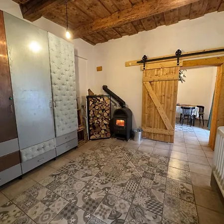 Banicka Kutka Na Zelezniku * Revúca